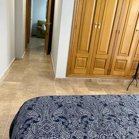 Piso En El Centro De Silencioso Y Con Gran Patio, Calle La Paz Lägenhet Huelva