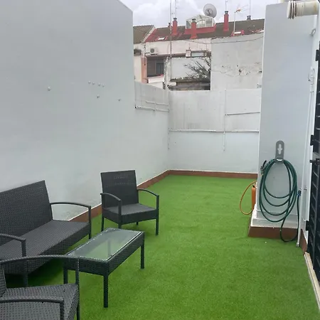 Апартаменты Piso En El Centro De Silencioso Y Con Gran Patio, Calle La Paz